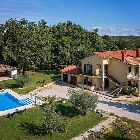 Apartman Petra 1 Kirmenjak
