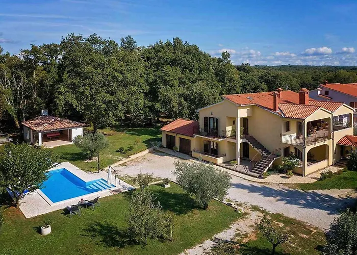 Appartement Petra 1 Kirmenjak