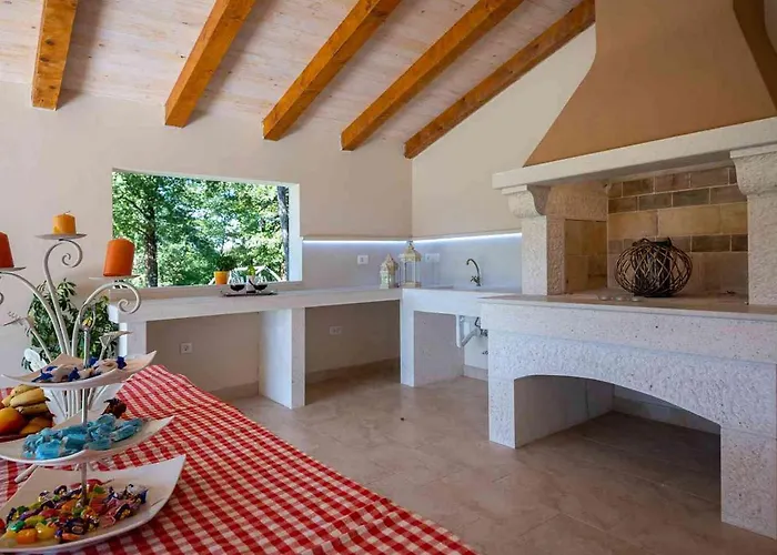 Appartement Petra 1 *