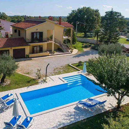 Apartment Petra 1